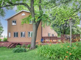 6059 160th Ave, Olin, IA 52320