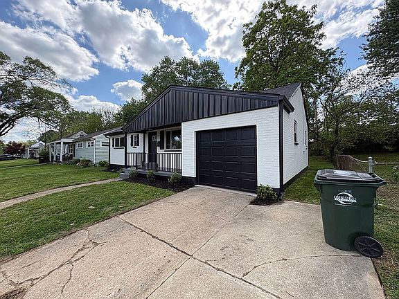 4th image of 985 Haverhill Dr