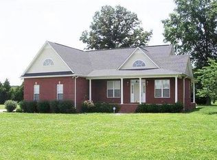 305 Favre Cir, Winchester, TN 37398