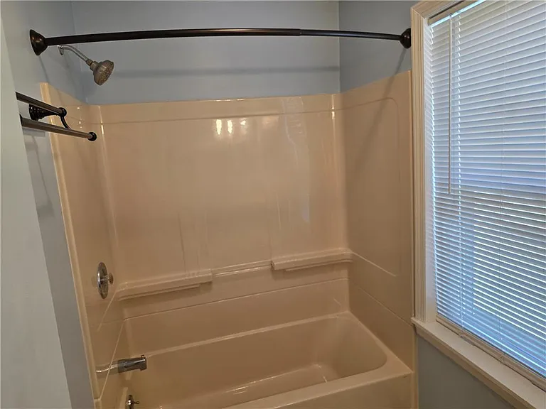 5166 Springmill Rd — Photo 14