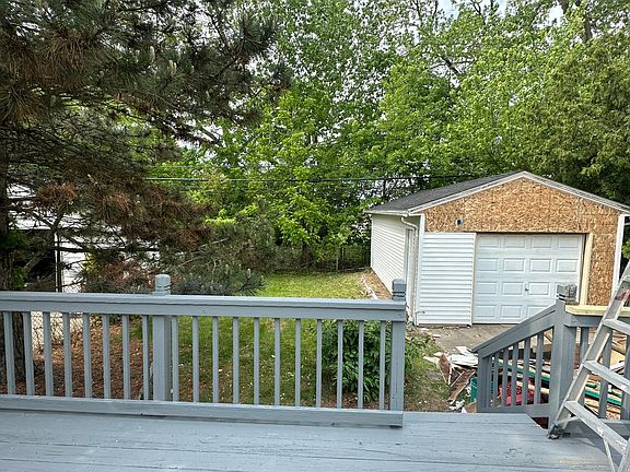 4th image of 10101 Plymouth Ave