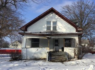 170 W Randolph St, Marengo, IA