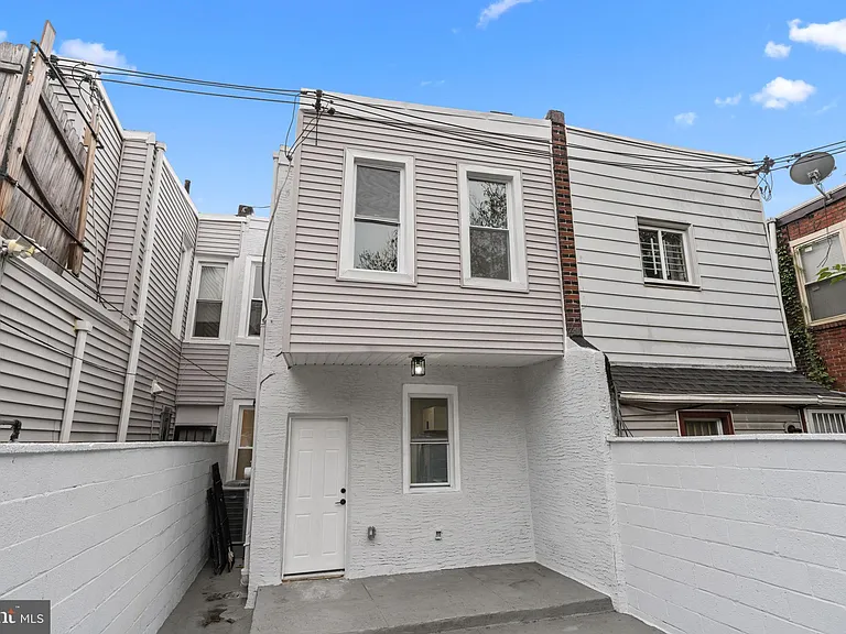 1612 S 24th St — Photo 22