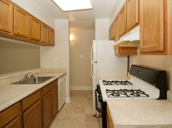1704 Lafayette Blvd #F