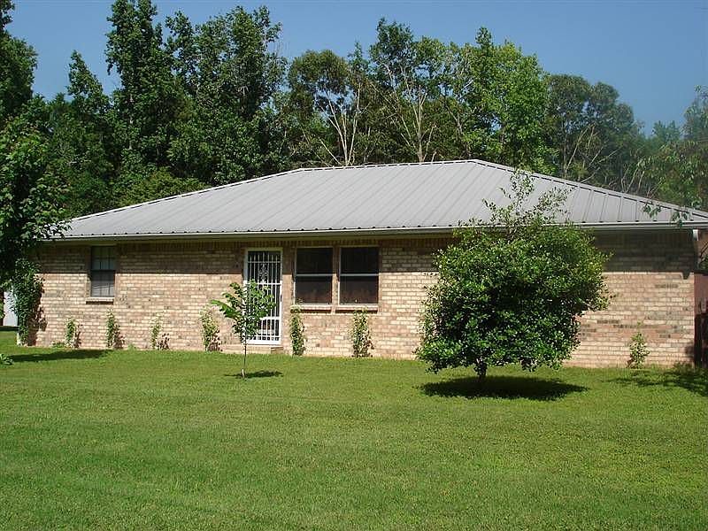 1st image of 104 Sherwood Acres Ln