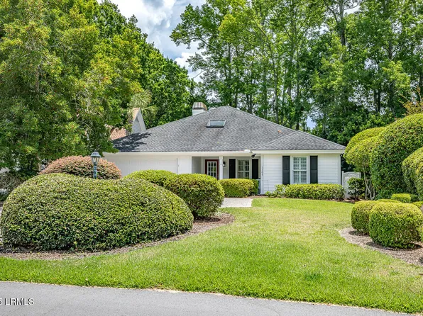 1305 Rowland Dr, Saint Helena Island, SC 29920