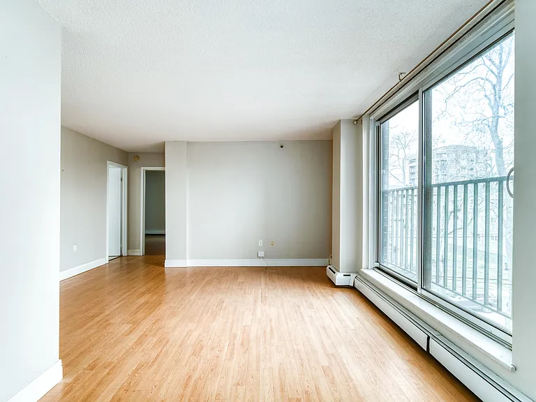 1157 Tower Rd — Photo 29