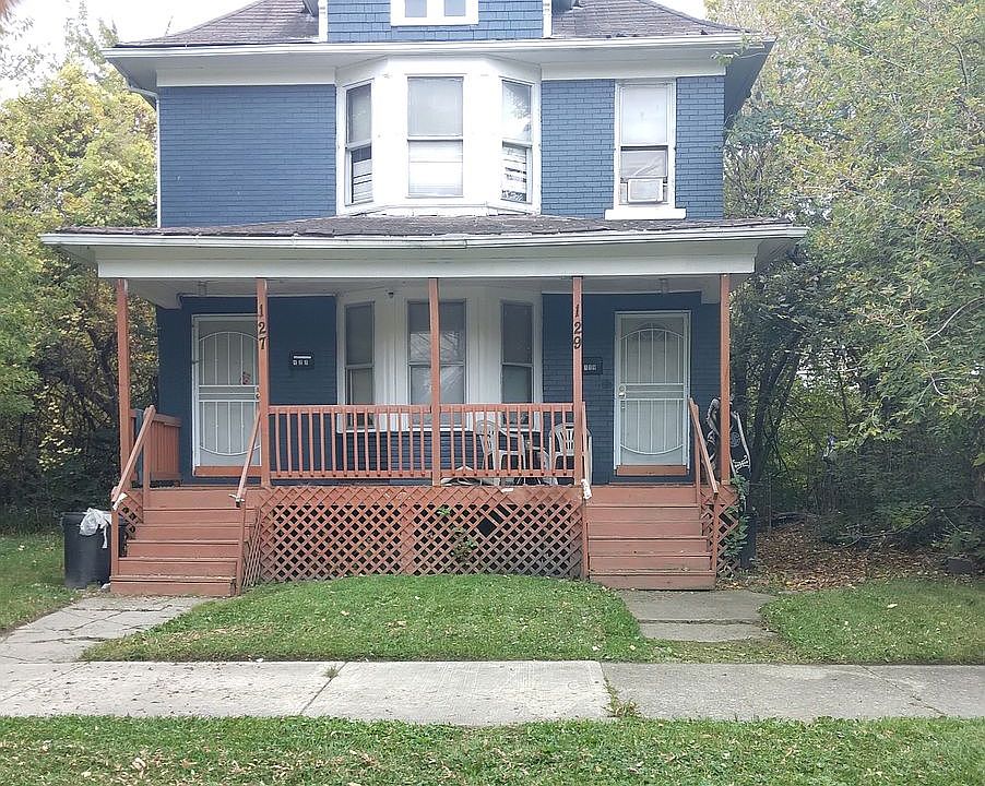 1st image of 127 W Buena Vista St