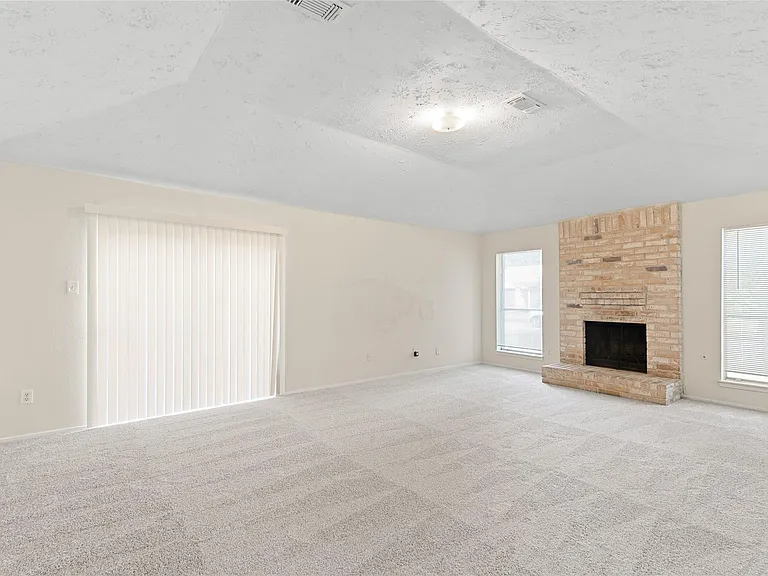 20035 Dawn Mist Dr — Photo 5