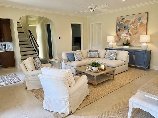 3 bed, 2764 sqft, $7,500 — Photo 3