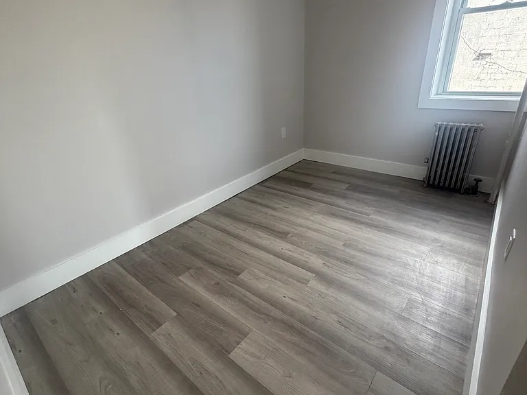 108 60th St #7F — Photo 3