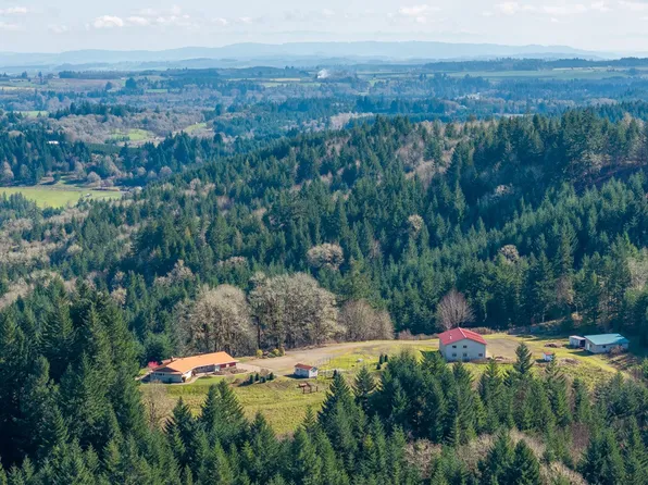7585 Sawtell Rd, Sheridan, OR 97378