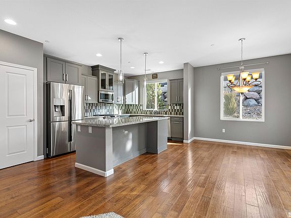 5th image of 2857 Earthstone Dr