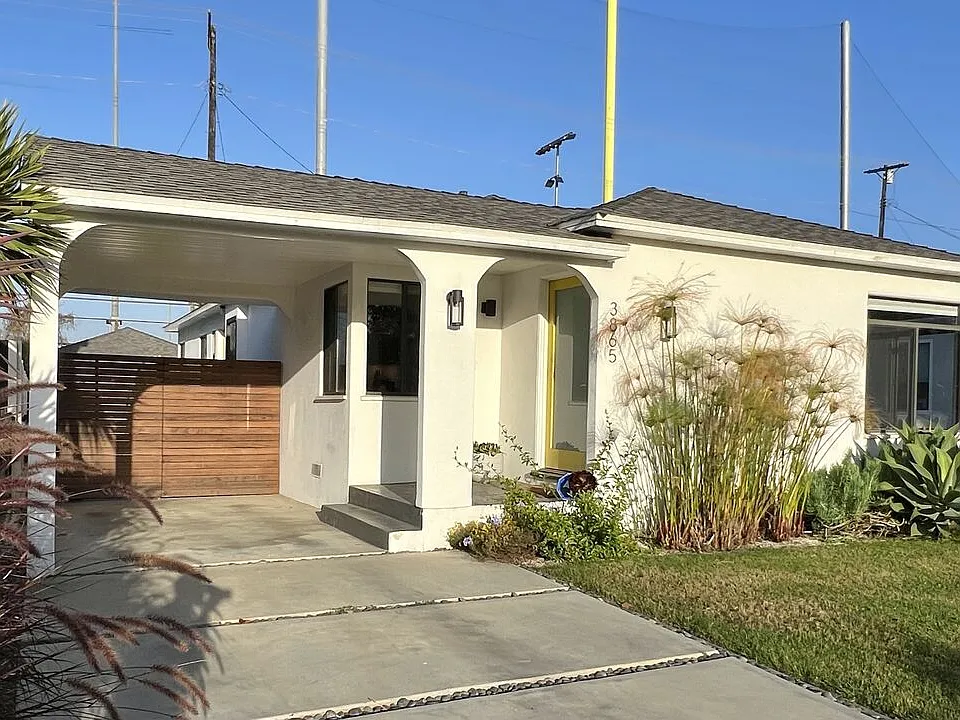 3865 Lyceum Ave