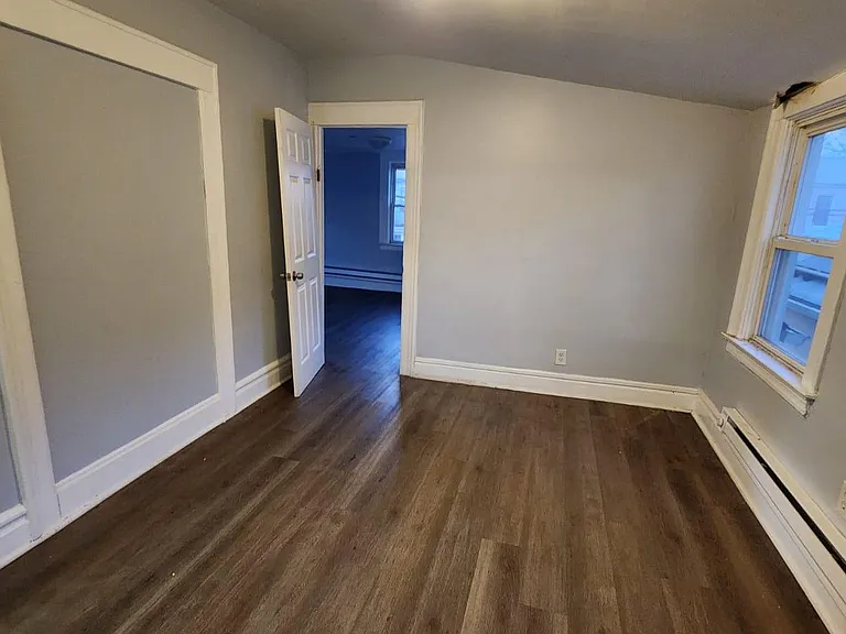 182 Dewey St #2 — Photo 5