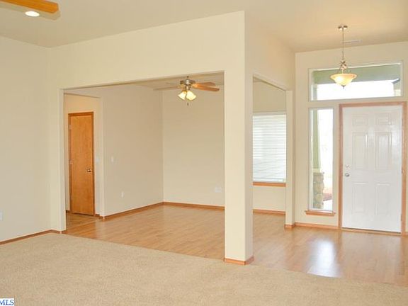 4th image of 6303 Galena St