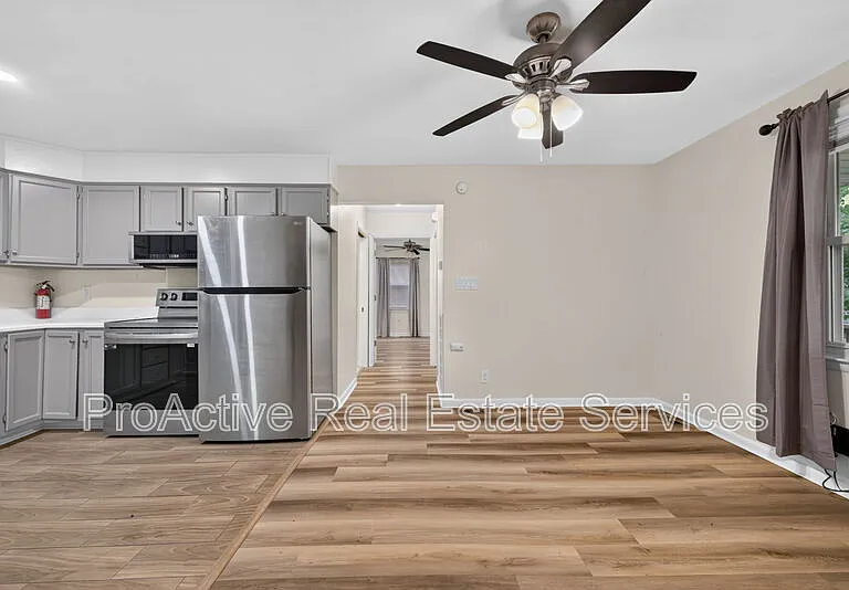 100 Hodges Manor Rd — Photo 7