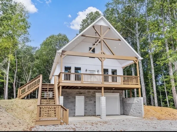 770 Dearman St, Smithville, TN 37166