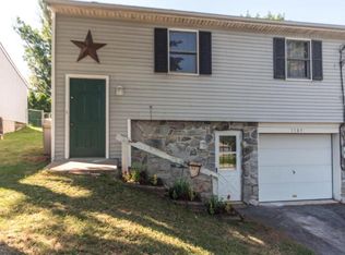 1589 N Reading Rd, Stevens, PA 17578