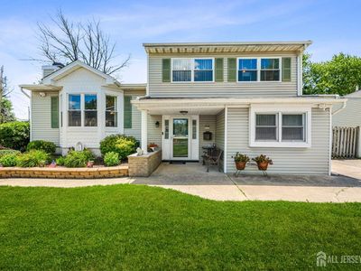 55 Woodview Dr, Old Bridge, NJ, 08857