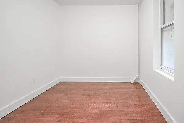 Rented by MySpaceNYC | media 18