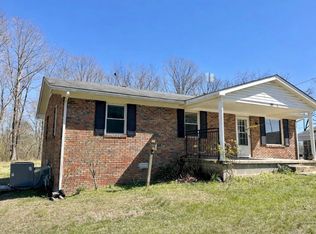 115 S Oak Dr, Collinwood, TN 38450