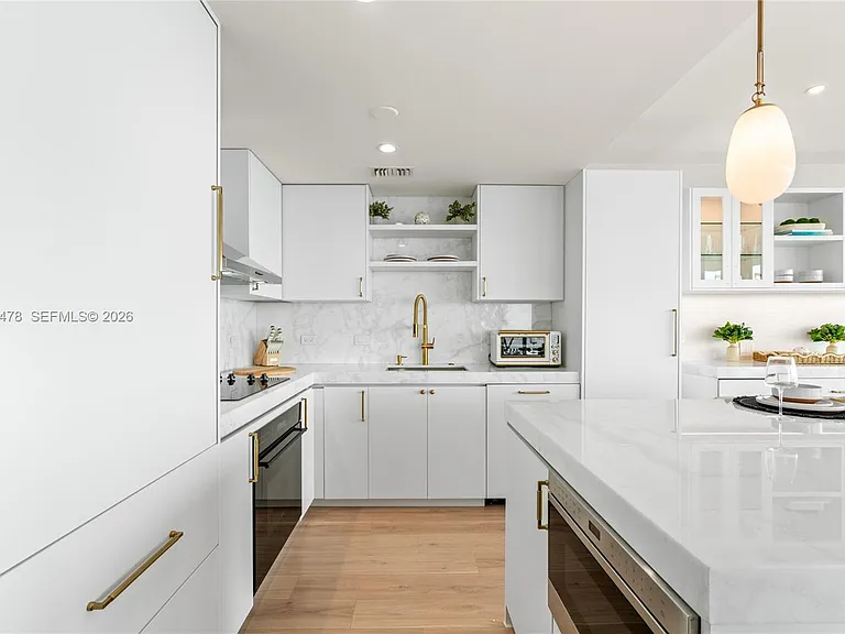 3131 NE 7th Ave #2101 — Photo 5