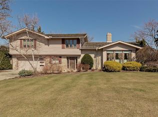 24653 Meldon Blvd, Beachwood, OH
