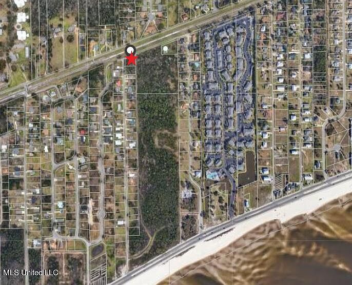 1st image of 4 Markham Dr #33