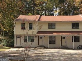 130 Meadowbrook Ct