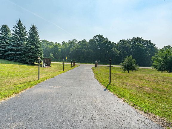 2nd image of 33667 County Highway 27