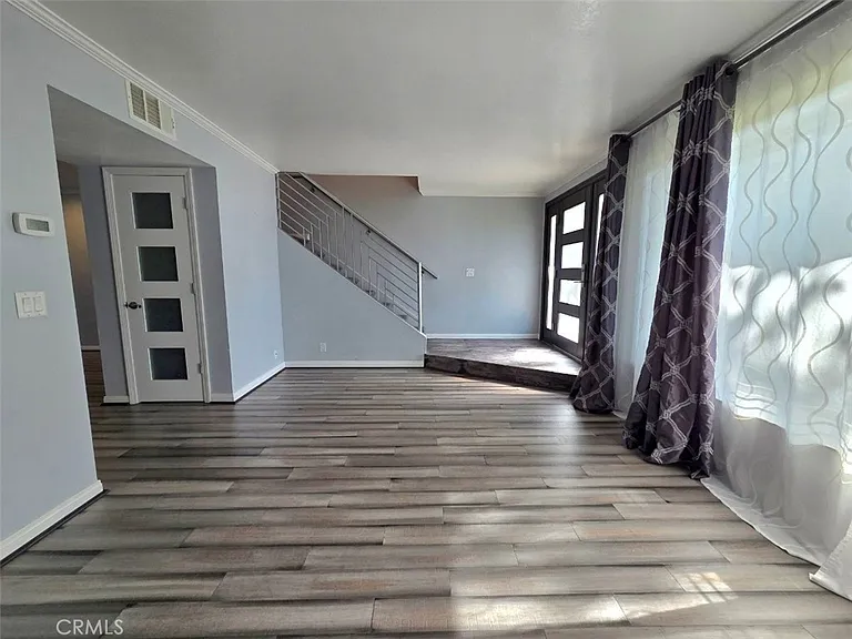 4128 Elizabeth Ct — Photo 4