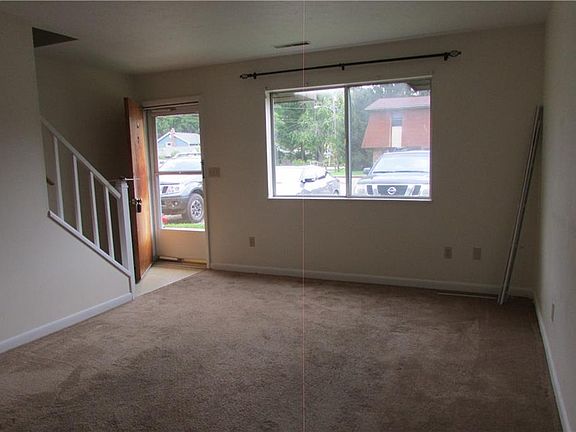 4th image of 10798 Forest St APT 2