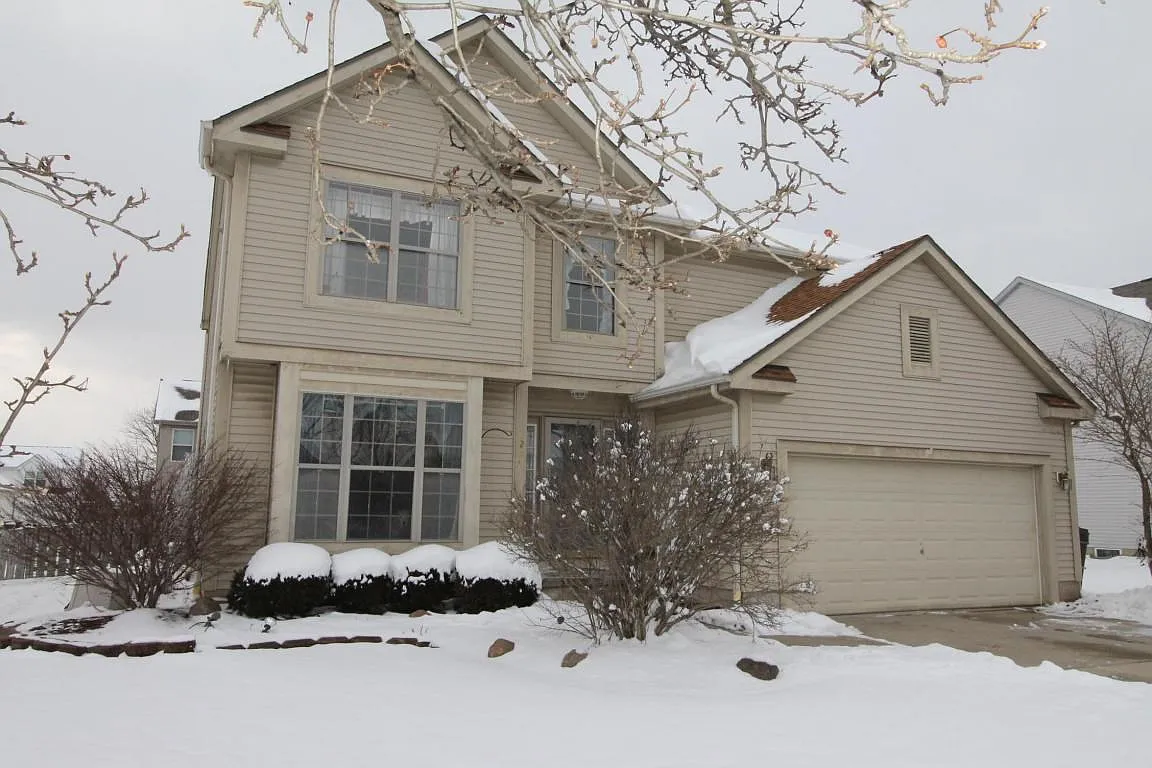 825 Gummer Ct photo 1