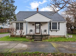 9311/9315 SE Grant St, Portland, OR 97216