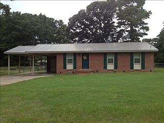 1st image of 176 Oak Circle Dr