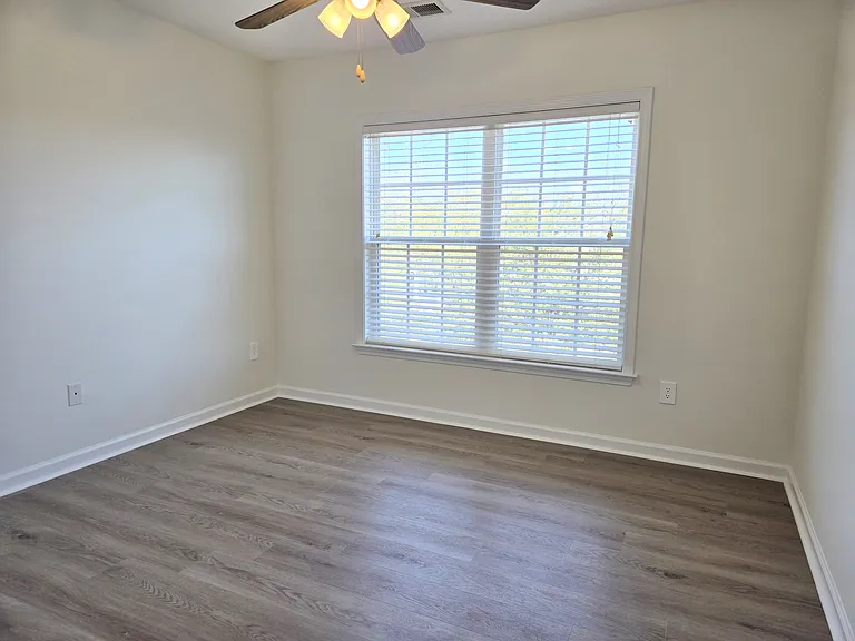 9657 Islesworth Way — Photo 13