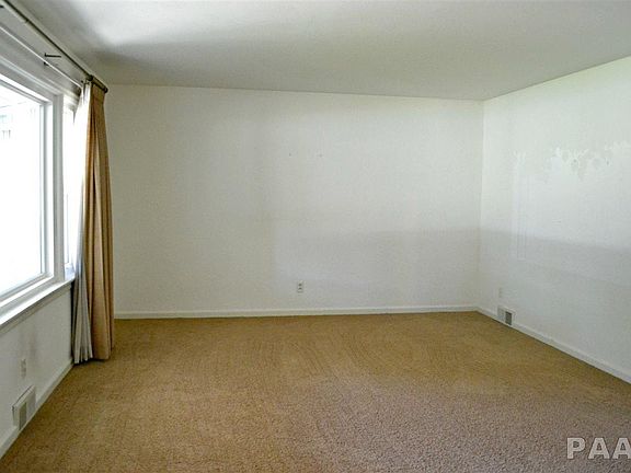 5th image of 3421 W Harmon Hwy