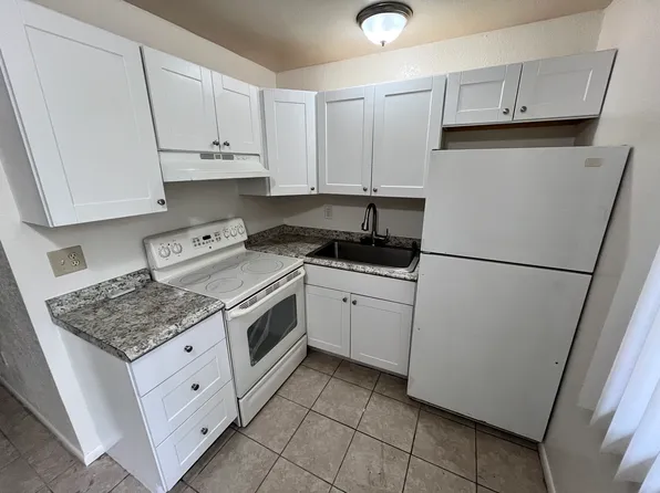 3052 N Alvernon Way, Tucson, AZ