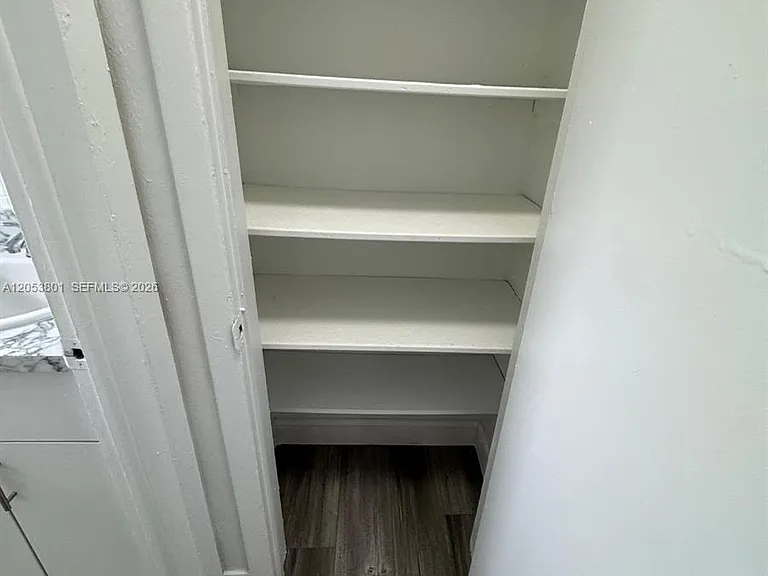2435 Van Buren St #2B — Photo 10