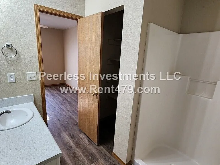 844A Lariat St — Photo 14