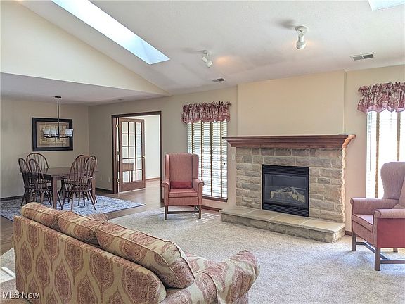 3rd image of 1106 Cypress Ln NW