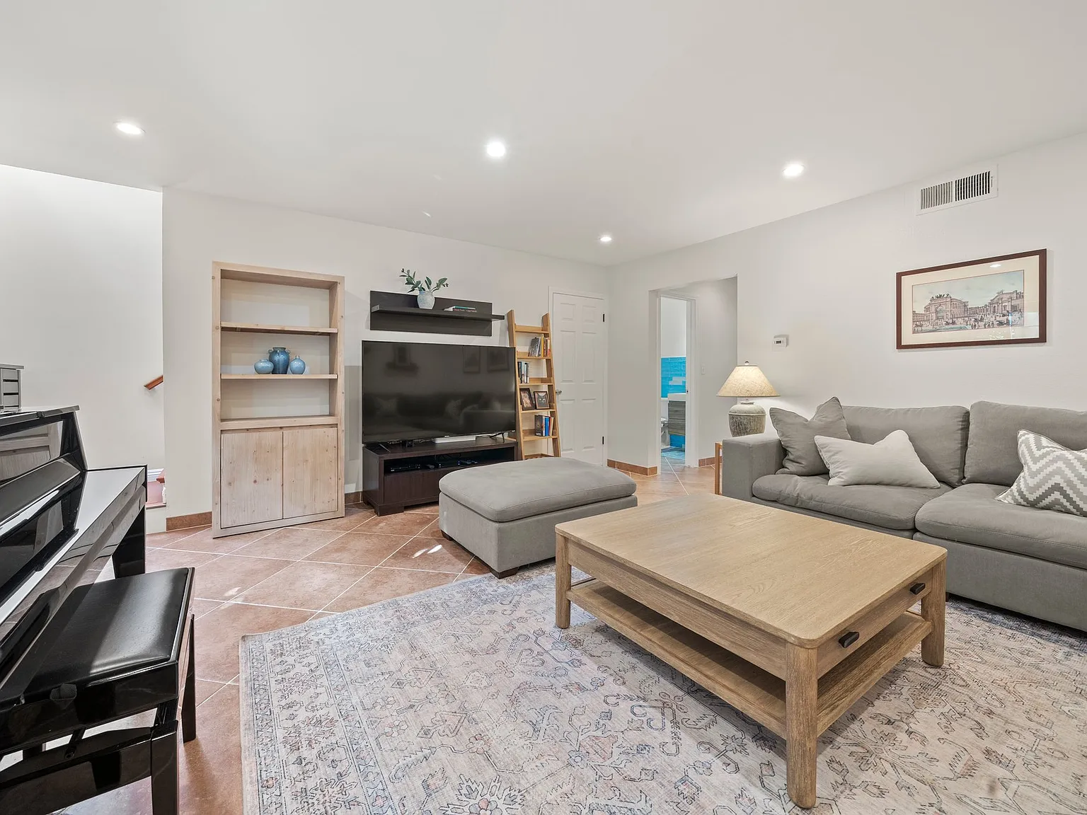 2 bed, 1445 sqft, $4,995 — Photo 3