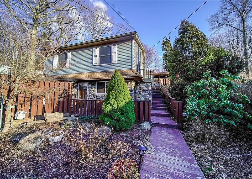 1st image of 38 Pine Hill Dr