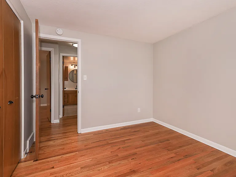 22290 Sharon Ln — Photo 21