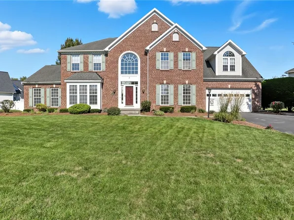 3 Millford Xing, Penfield, NY 14526