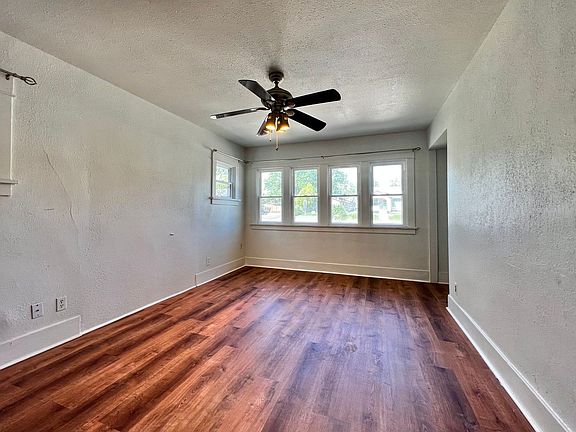 4th image of 2122 8th Ave #1