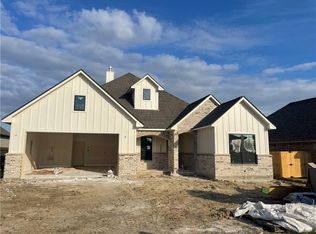 5011 Booth Falls Trl, Bryan, TX 77802