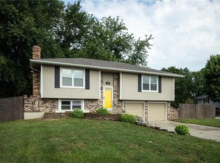 120 Cooper St, Buckner, MO 64016