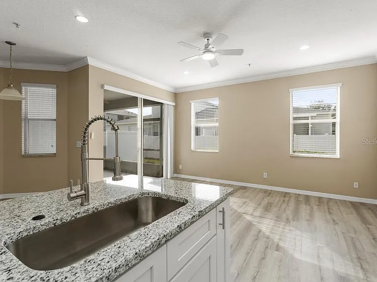 868 Stonechase Ln — Photo 11
